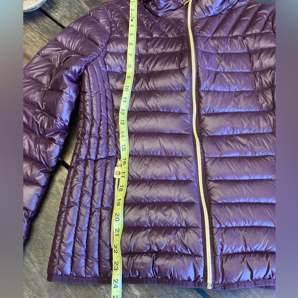 NWT Michael Michael Kors Packable Down Maroon Puffer Coat/Jacket - Picture 3 of 7